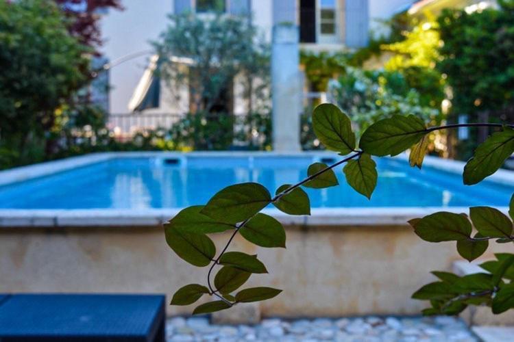 La Bastide des Songes - Demeure d'hôtes Robion en Luberon Exterior foto